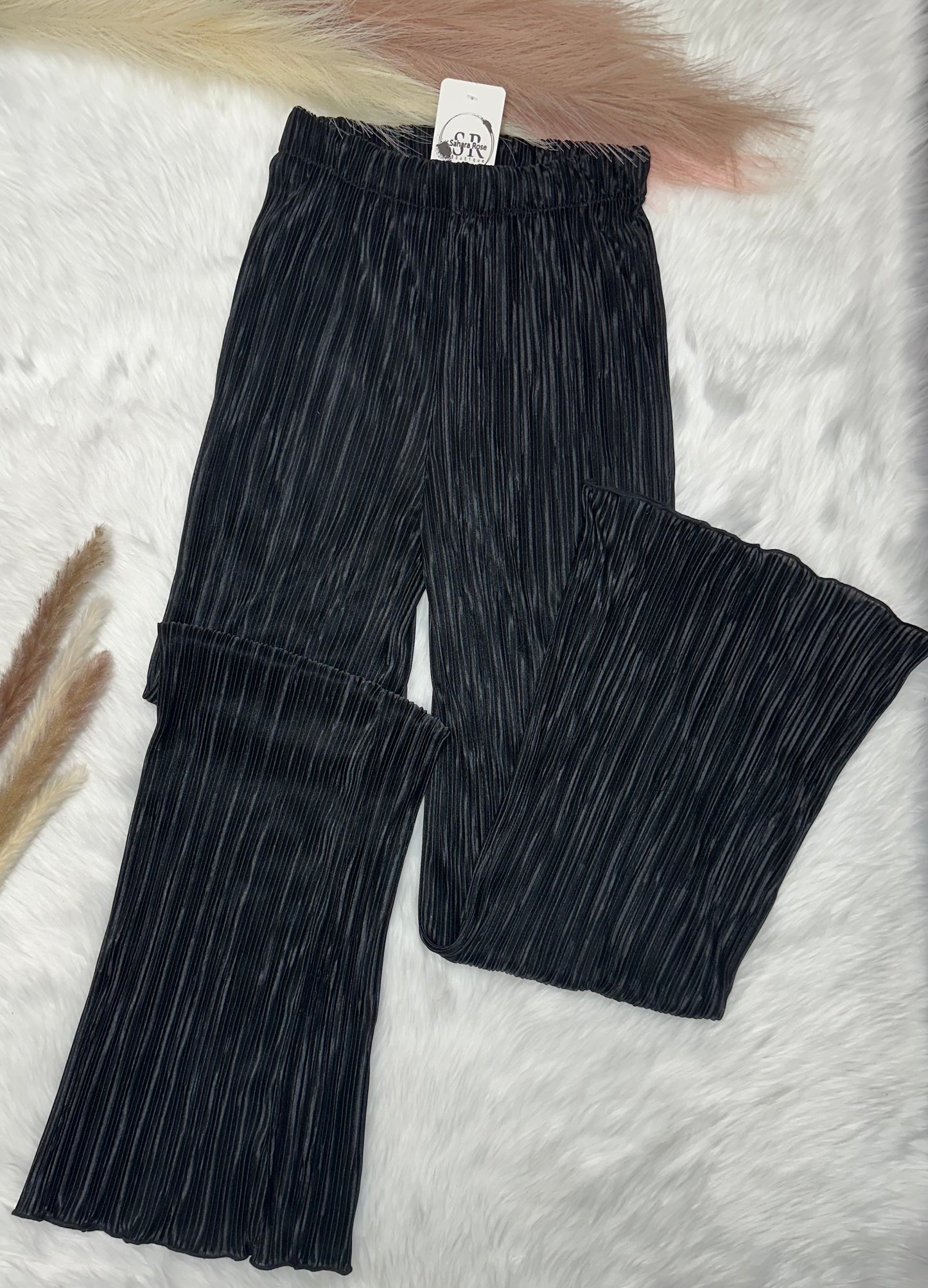 Nova pleated pants