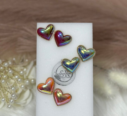 Metallic chunky heart stud earrings